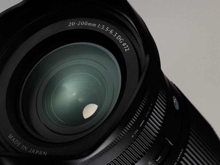 03 SIGMA Marketing Contemporary 20–200mm F5 5–6 3